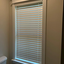 Stunning 2-1-2-inch-Faux-Wood-Blinds-and-Frosted-Glass-Privacy-Tint-on-Tubman-Rd-in-Appling-GA 3